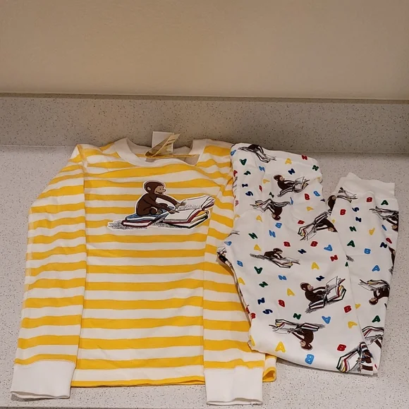 NWT Hanna Andersson Curious George Story Time Long John Pajama Set. - Picture 2 of 11